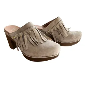 Dansko Deni Leather Fringe Studded Wood Mule Clog Heel EU 40 Gray Taupe Boho