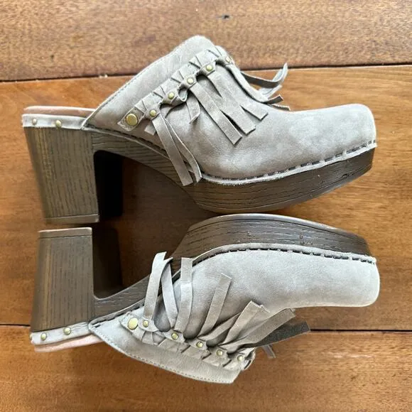 Dansko Deni Leather Fringe Studded Wood Mule Clog Heel EU 40 Gray Taupe Boho