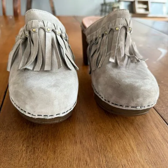 Dansko Deni Leather Fringe Studded Wood Mule Clog Heel EU 40 Gray Taupe Boho