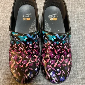 Dansko Floral print multicolored clogs size EU38/ US 7.5