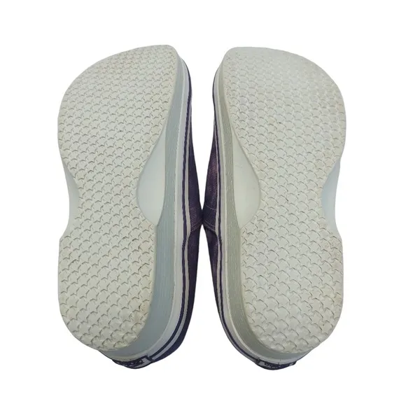 Dansko girls' &quot;Vesta&quot; tie-dyed canvas clogs