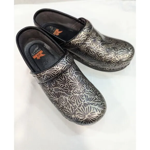 DANSKO Gold Silver Swirl Closed Back Slip On Clogs Nurse Teacher EUR 38 7,5 8