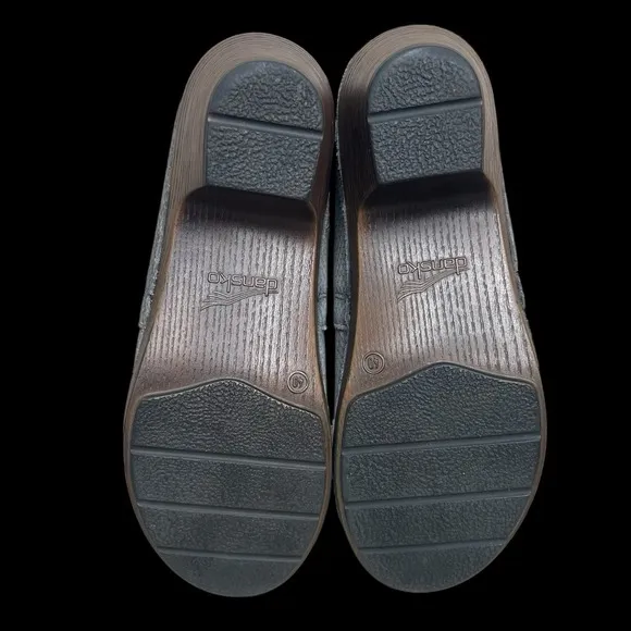 DANSKO Gray Snakeskin Embossed Suede Leather Clogs Womens 10.5-11 (41) Comfort