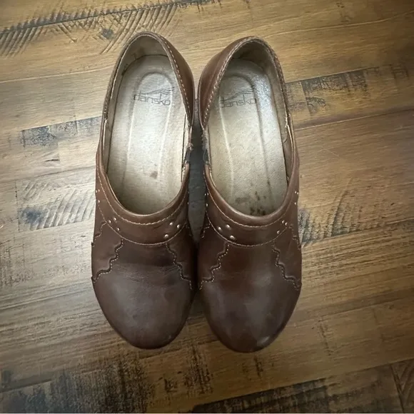 DANSKO Hailey Professional Staple Clog Mule Shoe Studs 7.5-8/38