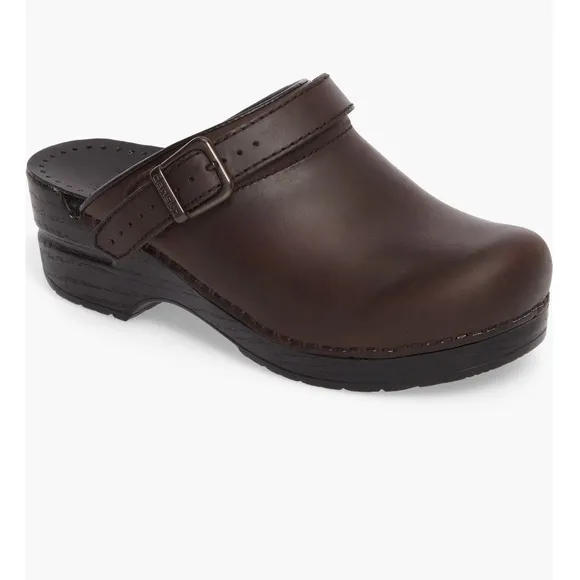 Dansko Ingrid antique Brown Clogs Size 39