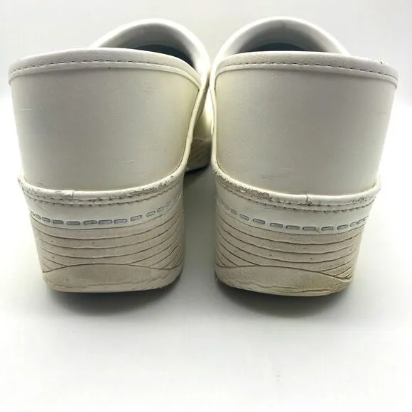Dansko LT Comfort Professional White Clogs SZ 42/11,5