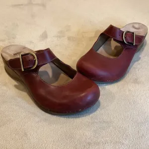 Dansko Martina Mary Jane Mule Clogs Size EU 37/US 6/UK 4 Wine Red Leather