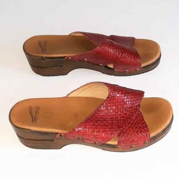*Dansko Mila Red Woven Leather Clogs Slip On Sandal 41 US 10.5/11