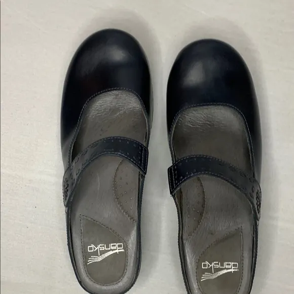 Dansko Navy Leather Clogs Size 40(9-9.5)