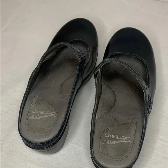 Dansko Navy Leather Clogs Size 40(9-9.5)