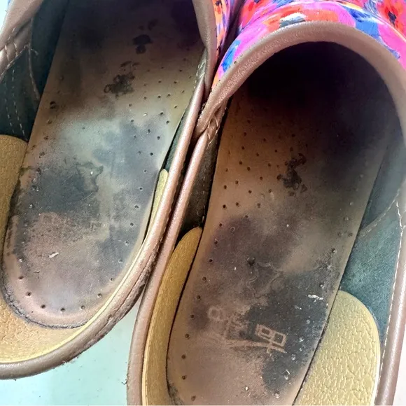 Dansko Patent Leather Floral Print Professional Slip On Clogs Purple Size 40/10