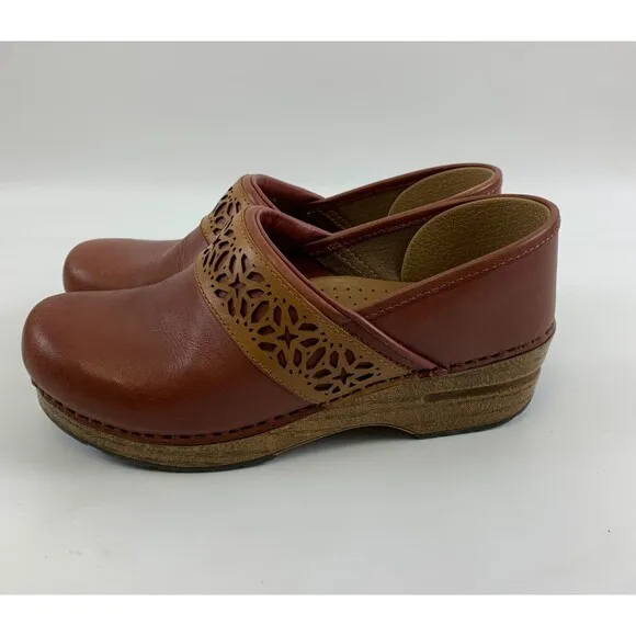 Dansko Pavan Clogs Cinnamon Leather Cut Out Detail Comfort Slip On Womens 38 7.5