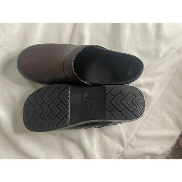 Dansko Pro Dark Brown Leather Clogs - Size 38