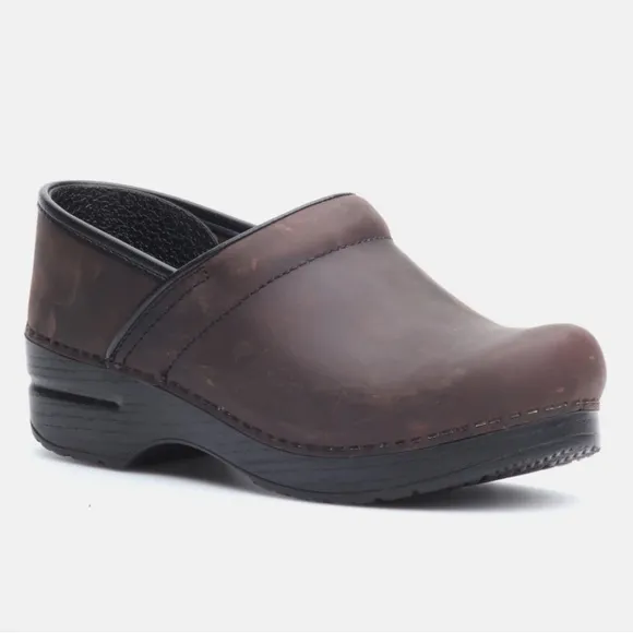 Dansko Pro Women’s Metallic Leather Professional Clogs Vintage Brown Size 40
