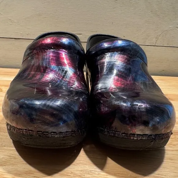 Dansko Pro XP 2.0 Color Pop Patent Leather Clogs Women’s Size EU 39 US 8.5-9
