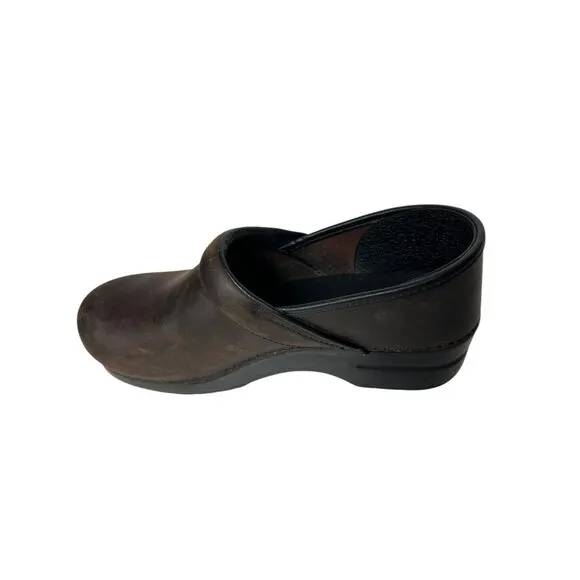 Dansko Professional Antique Brown/Black Leather Clogs Size 40 Brown 206-780202