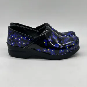 Dansko Professional Black and Blue Clogs. Size 8