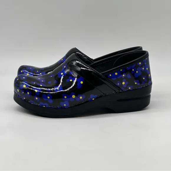 Dansko Professional Black and Blue Clogs. Size 8