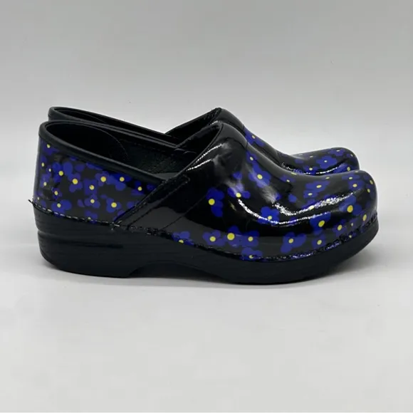 Dansko Professional Black and Blue Clogs. Size 8