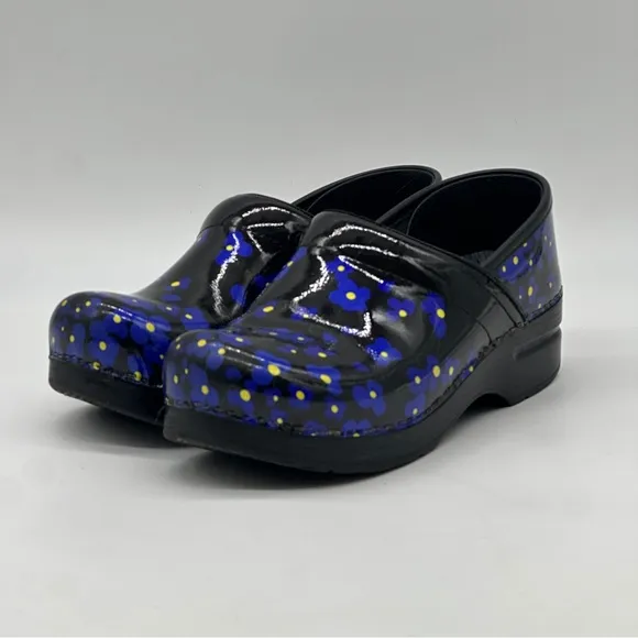 Dansko Professional Black and Blue Clogs. Size 8