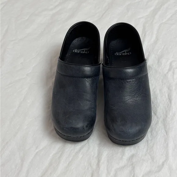 Dansko Professional Black Leather Clogs Womens Size EU 37 Comfort Classic