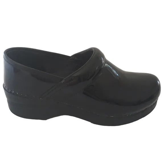 Dansko Professional Black Patent Leather Clogs | 37 (6.5-7)