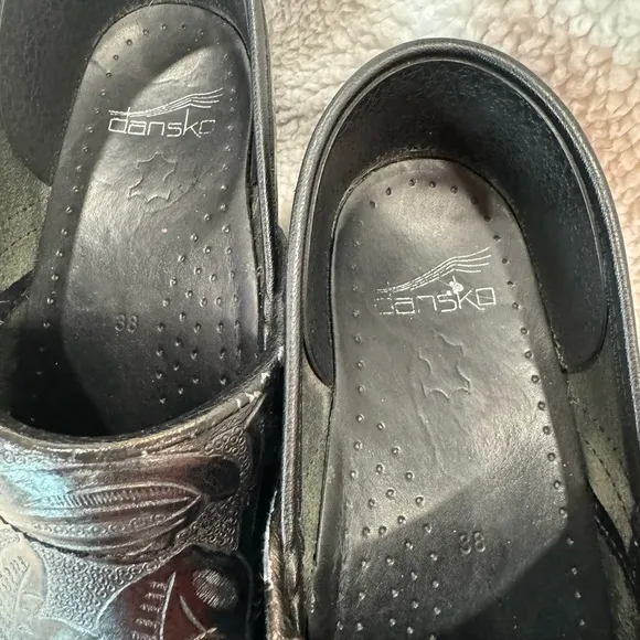 DANSKO Professional Black Tooled Leather Clogs Size 38