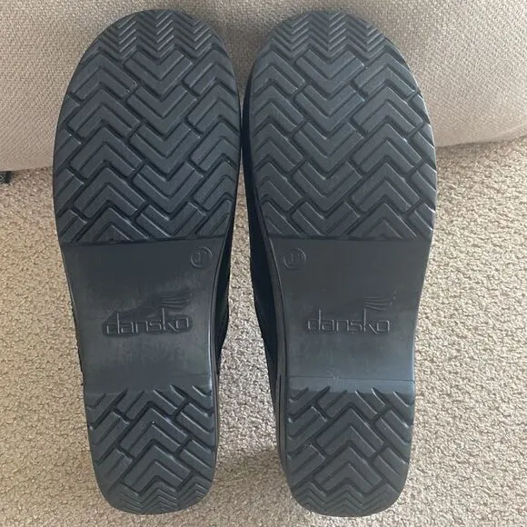 Dansko Professional Black Oiled Leather Clogs Size 37