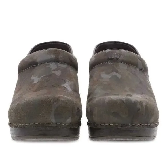 Dansko Professional CLOGS Size 38 7.5 8 Camo Suede Leather Comfort Shoe NEW $140