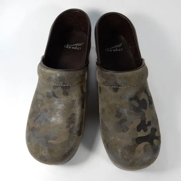 Dansko Professional CLOGS Size 38 7.5 8 Camo Suede Leather Comfort Shoe NEW $140