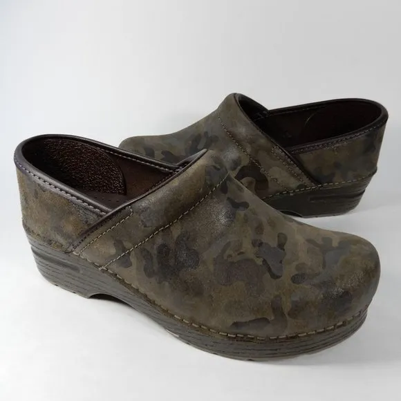 Dansko Professional CLOGS Size 38 7.5 8 Camo Suede Leather Comfort Shoe NEW $140