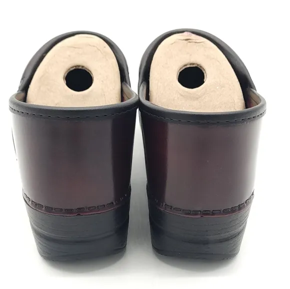 Dansko Professional Cordovan Cabrio Slip On Nursing Clogs Size 41 US 10.5-11