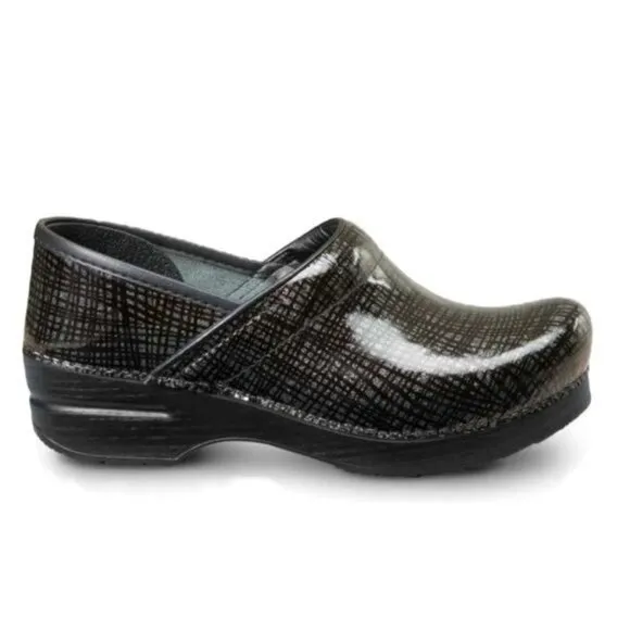 DANSKO professional Criss Cross' Clogs In Black Size 39 / US 8.5 - 9