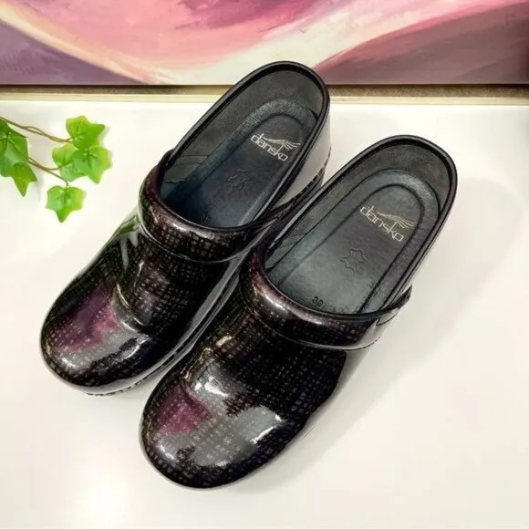DANSKO professional Criss Cross' Clogs In Black Size 39 / US 8.5 - 9