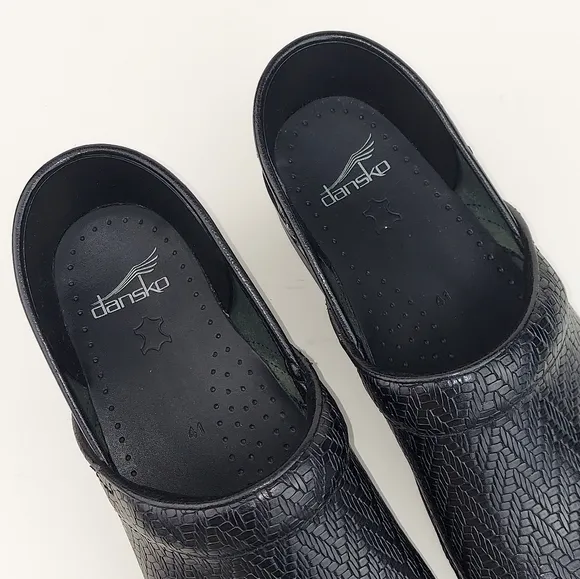 Dansko Professional Embossed Leather Black Comfort Clogs EU 41