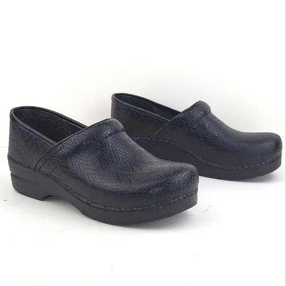 Dansko Professional Embossed Leather Black Comfort Clogs EU 41