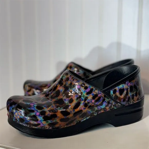 Dansko Professional Leopard Iridescent Patent Leather Clogs Sz 39 Euro US 8.5-9