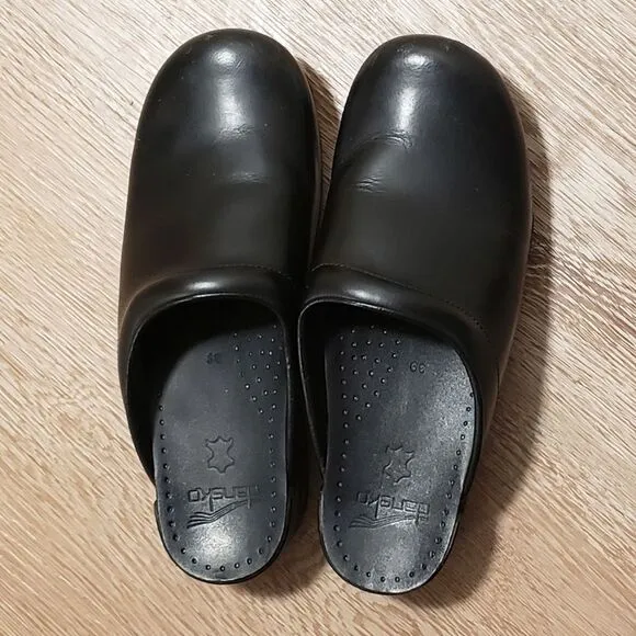 Dansko Professional Sonja Leather Backless Clogs | Black Cabrio | Size 39