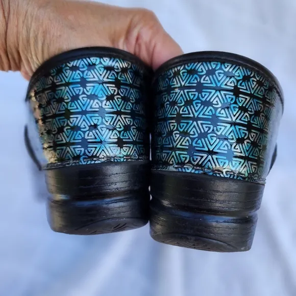 Dansko‎ Rainbow clogs 40/10