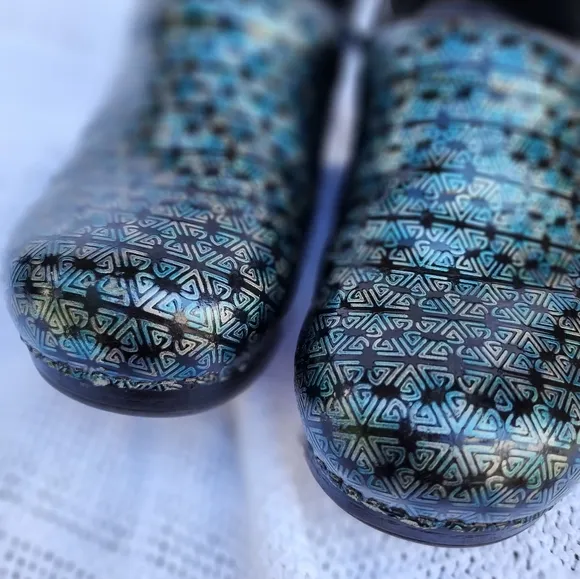 Dansko‎ Rainbow clogs 40/10