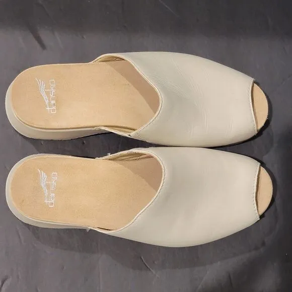 Dansko Ravyn Womens Sandals Slides Ivory Beige Nappa Size 39 US 8.5 Clogs Mules