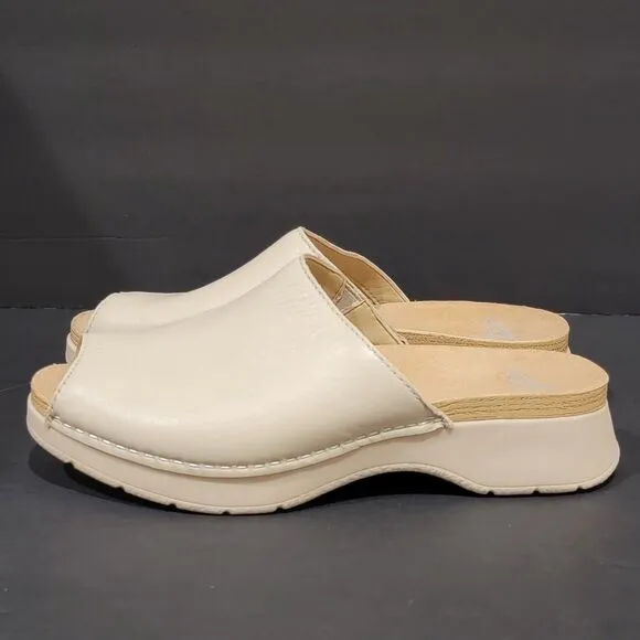 Dansko Ravyn Womens Sandals Slides Ivory Beige Nappa Size 39 US 8.5 Clogs Mules