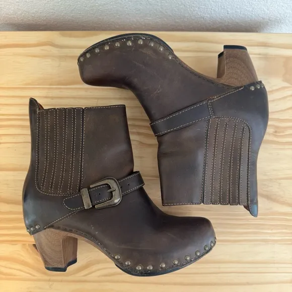 DANSKO Rhianna Clog Style Studded Belted Ankle Boot in Brown EU 37 / US 7