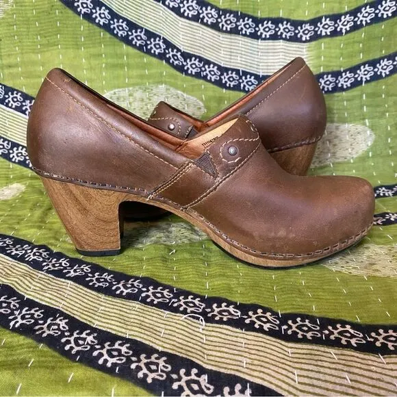 Dansko Riki Brown Leather Studded Clogs Size 38/ 7.5