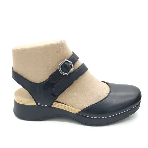 Dansko Rissa Clogs Women's Size 8.5-9 EU 39 Mary Jane Black Leather Sandals