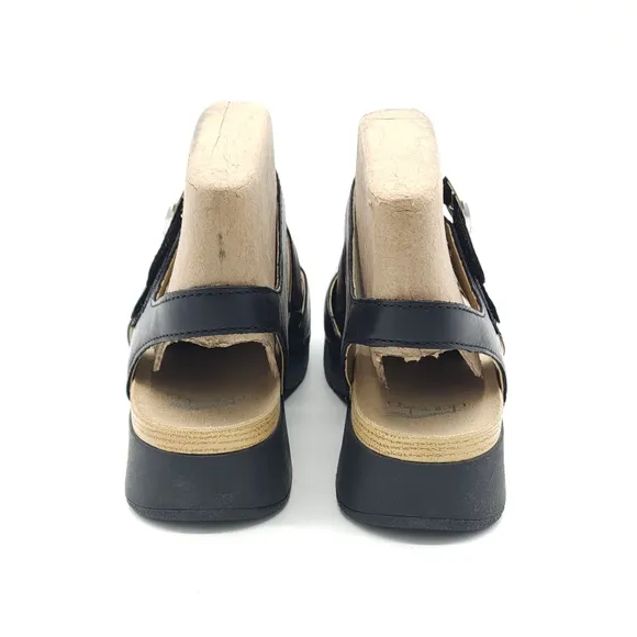 Dansko Rissa Clogs Women's Size 8.5-9 EU 39 Mary Jane Black Leather Sandals