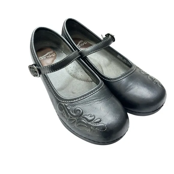 Dansko Savanna 38 7.5/8 Mary Jane Comfort Clogs Embroidered Black Leather Shoes