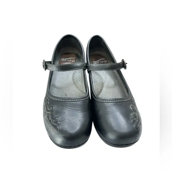 Dansko Savanna 38 7.5/8 Mary Jane Comfort Clogs Embroidered Black Leather Shoes