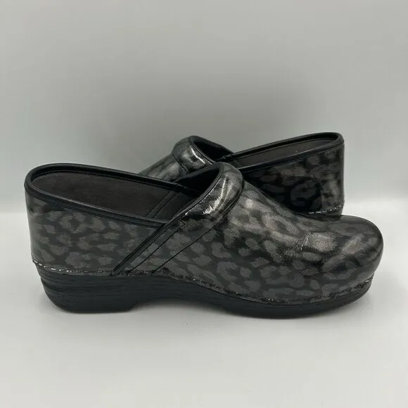 Dansko Shoes Womens SZ 42‎ Pro XP Clogs Black Leather Animal Print Round Toe