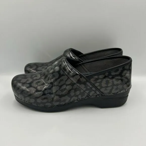 Dansko Shoes Womens SZ 42‎ Pro XP Clogs Black Leather Animal Print Round Toe